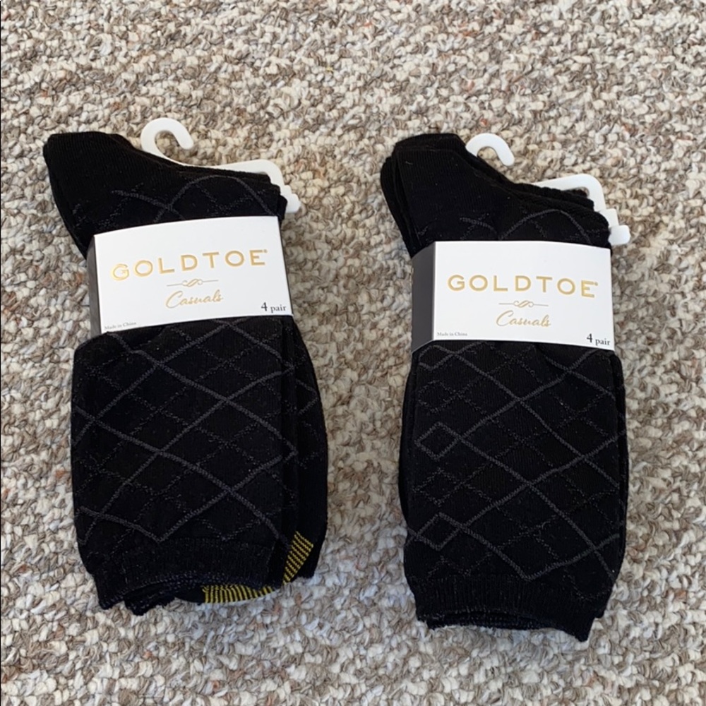 Gold toe black patterned socks
